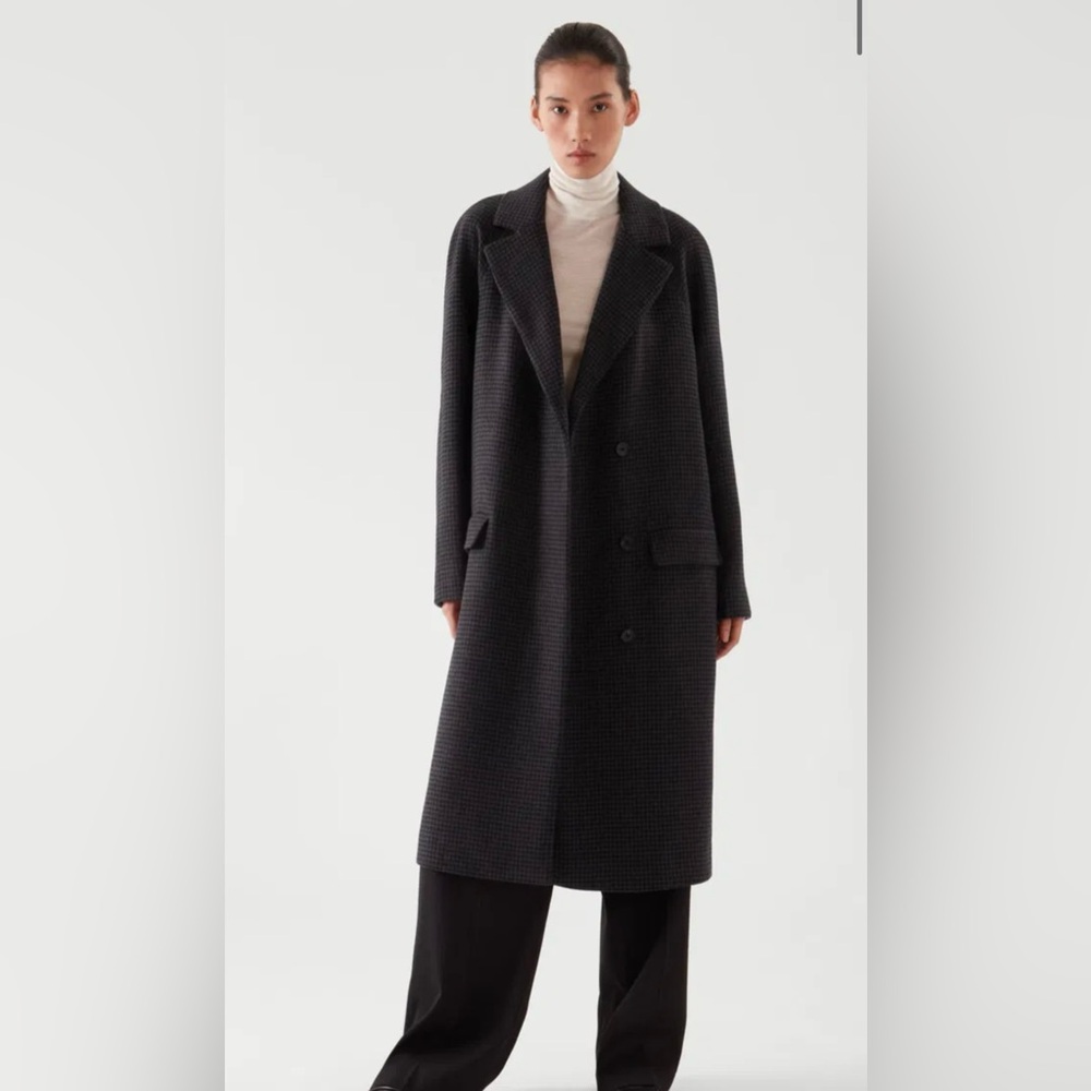 COS Houndstooth Wool-Blend Coat - Picture 3 of 9